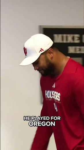 Colts lineman DeForest Buckner wears IU gear after Hoosiers beat Ducks