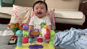 超ごきげんだった日👶🏻#赤ちゃん #生後6ヶ月 #爆笑