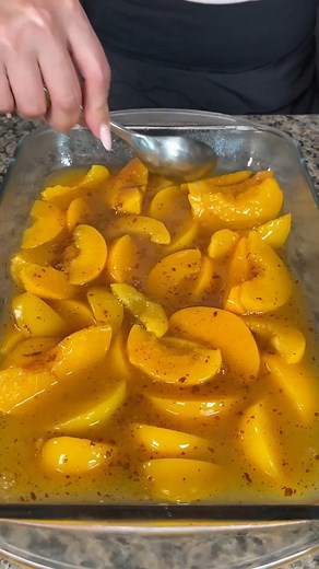 2.3M views · 2.5K reactions | easy 1 pan dessert! easy and yummy peach cobbler, all made in 1 pan! | Kristin's Friends | Facebook