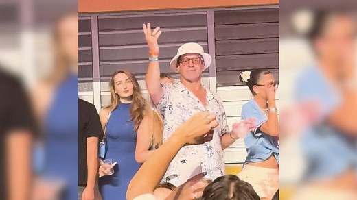 Actor Jon Hamm loves Bad Bunny and his music, see why he's called 'Jon Jamón'
