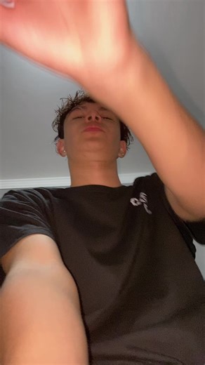 Os vídeos de MATHEUS_FRANÇA🇫🇷 (@matheus_3du) com som original - 𝖈𝖑𝖆𝖗𝖆 🕸