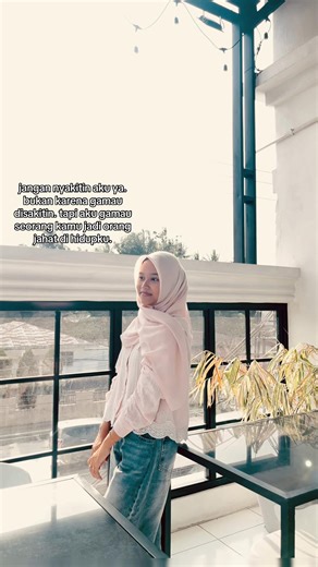 ninit (@octa_viaw)’s videos with original sound - ilham