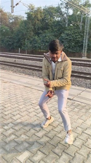 Bedroom Me Raja ghush jala dance video 📸 #dance #bhojpuri #trending #viral