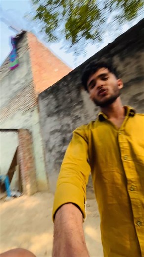 Sheikh chilli on Instagram: "Sheikhchilli ka pajama fat gya #shooting #viral #funny"