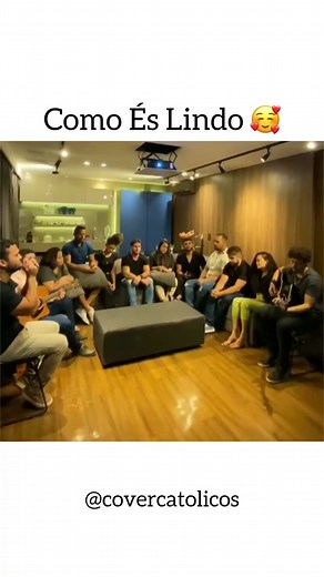 Como És Lindo 🥰 . #musicacatolica #tiktok #viral #challenge #covercatolico #igrejacatolica #missa #colodedeus #vidareluz #cançãonova #aparecida #phn #padre #musica #avemaria