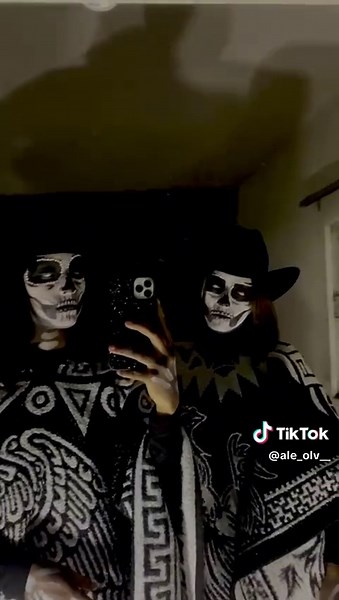 Maquillaje de Catrin de Hombre para Halloween