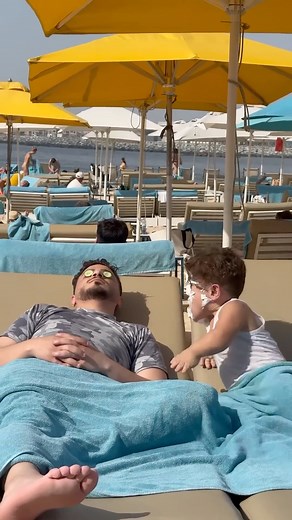 10M views · 359K reactions |  Wait till the end… the real surprise is coming   | يحيى الزعبي yahea alzo3bi | Facebook