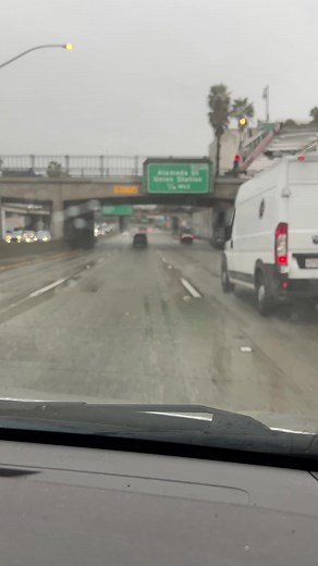 Rainy day but light traffic on I10E #storm | Fast Videos
