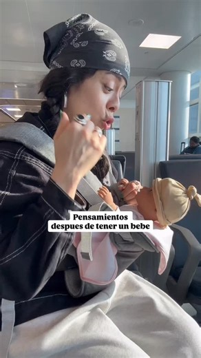 Mi mente desde me convertí en mamá 😅💕 (my thoughts since becoming a mom) | Huggies