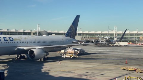 Flying the brilliant United Polaris business on the 767 to Chicago