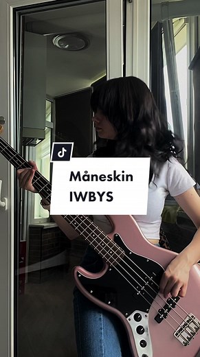 Måneskin Bass Cover | I Wanna Be Yours