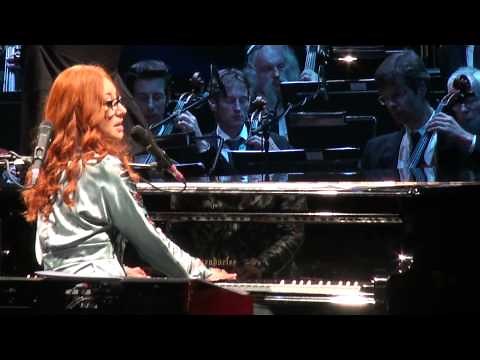 Tori Amos - Winter - Live at Royal Albert Hall (London 2012) HQ