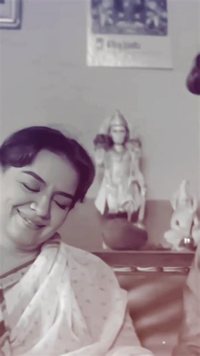 STOCK MARKET| TRADING | FINANCE on Instagram: "🇯🇵 この速度に達すると、もはや陸上を移動しているのではなく、音速で移動していることになります🚀🌍 このシミュレーションは、マッハ1、つまり時速約1,330kmで日本を超音速鉄道で旅するとどのような感じになるかを視覚化したものです。現在、日本の最速列車は約時速320kmで運行されており、超高速リニアモーターカーのような先進的な試験プラットフォームでは、制御された環境下で時速600kmを超えています。 このシミュレーションはそれをはるかに超え、現在の鉄道コンセプトが真の超音速システムに進化した場合に何が可能になるかを探ります。この速度に到達するには、単なる動力だけでは不十分です。エンジニアたちは、超高速走行における最大の制限要因である空気抵抗を排除するために、磁気浮上、ほぼゼロ摩擦のガイドウェイ、真空または低圧チューブシステムなどを研究しています。マッハレベルの移動では、わずかな空気の乱れでさえ構造上の課題となります。 だからこそ、将来の超音速鉄道構想は、精密誘導システム、AI制御の安定