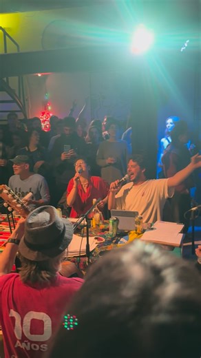 Coisa de Mandinga on Instagram: "¿No tenes planes para el sábado? Ahora SI 🎉🎊 Este sabado nos vemos en @espaciosimona (Av. Alvarez Thomas 661) para disfrutar del mejor samba de la ciudad!🇧🇷🇦🇷 Y no se queda solo por ahí…van a haber caipirinhas en la vereda y después de eso, FIESTA! Con lo mejor del Funk y el Reguetón! 🔥🔥 Line up: 20hs Puerta 22 a 2am Roda de Samba 2am a 5am Fiesta Sudor! Te esperamos!🥁 ENTRADA LIBRE Y GRATUITA En la puerta se va a cobrar un bono contribución no excluyent