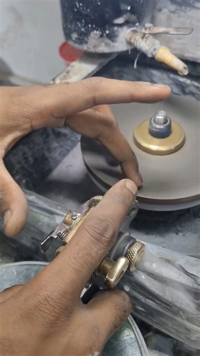 Emerald Cutting Process 💎 Rough to Brilliant Gem