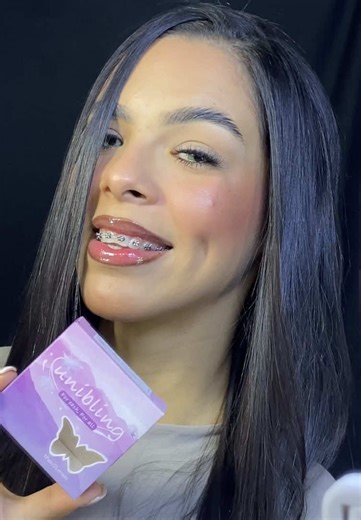 Colocándome lentes de contacto sola por primera vez