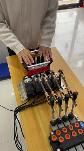 Crane wireless proportional valve remote control factory,12v24vWireless proportional remote controller of crane,Elevate control with crane remote control! Experience precision and safety at your fingertips，Manual operation and remote control 500 meters The manufacturer of crane wireless remote control supports customization, preferential price and guaranteed quality, and sincerely invites agents from all over the world.#crane #cranetruck #cranes #craneoperator #cranelove #cranework #cranelife #c
