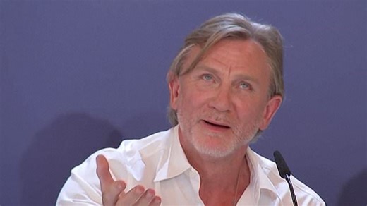 Daniel Craig 'exasperated' when asked if James Bond could be gay