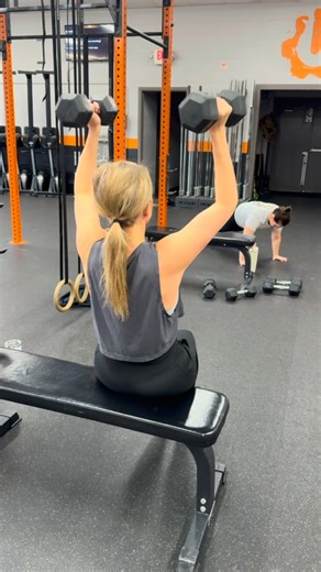🥁Movement Tip🥁 The Arnold Press A one stop shop that can be used to create; > Engagement of all 3 delt muscles > Strength & Stability in the shoulder during overhead movement > Core engagement & stabilization for a stacked posture > The rounded cap & upside down teardrop shape of the shoulder There are plenty of movements that can be used to accomplish shoulder strength. Today we used The Arnold Press and it was fun to coach so that’s what we did :) #ctownfitness #ctownstrong #fairviewpark #bu