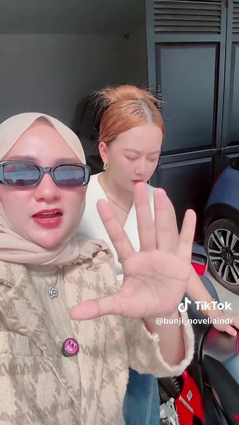 Dukungan Adelia Regina untuk Valen di Indosiar