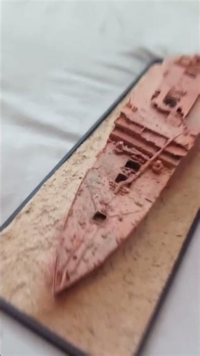 Mary on a cross ( Titanic )