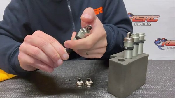 Quick Tutorial #8: prepare and fill-up your emulsion style RC shock absorbers