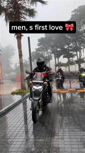 mens first love 🎀❤#shortsfeed #z900 #superbike