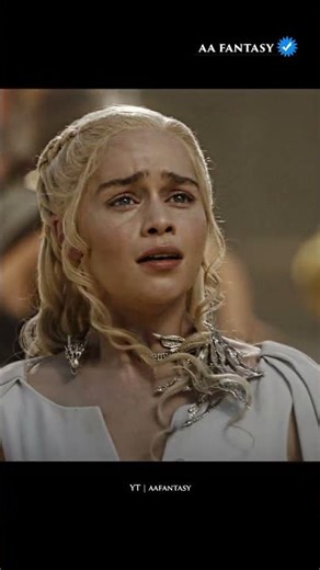 Dragon saves Daenerys 🔥 #gameofthrones #daenerystargaryen