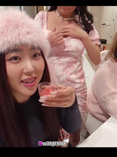 Jenny's ladies night #xyzbca #fypシ゚viral #withjenny #cinna #pokimane