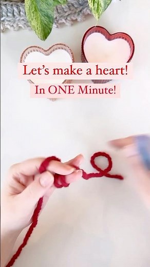 ❤️ Let’s make a crochet heart in ONE minute 🙌🏻 #freecrochetpattern #crochetheart