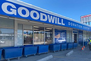 Calgary Bow Trail Goodwill Donation Centre