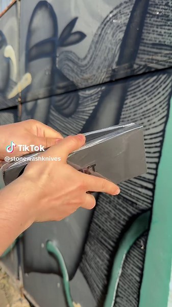 CRKT Minnow Automatic Knife Review and Features