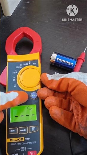 #DC voltage test by Multimeter.