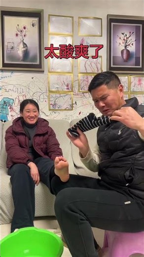 Sour Surprise! Refreshing Taste in a Video - Taste Test Fun