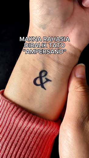 CuddleInk Tattoos on Instagram: "Tato Ampersand ini meaningnya mirip sama semicolon tapi lebih ke jadi reminder untuk diri sendiri… kalo semicolon kan lebih ke simbol dukungan dan solidaritas. Ampersand : Pengingat semicolon : Dukungan Jawab jujur ya. Kalo kamu lebih ngerasa butuh apa? Pengingat atau support? #tatotemporer #expressyourfeelings #cuddleink"