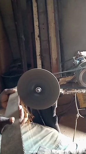 COMMENT AIGUISER LA SCIE