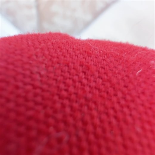 Love Mari | Japan | Travel on Instagram: "First kimono of the year 👘🥹I’ve been wanting to wear this Hello Kitty kimono like this for the longest time, and today it finally happened. 🎀 📍Asakusa, Tokyo 🇯🇵 💬Comment “Hello Kitty” and I’ll send you the kimono shop link 🎀 🔖Save this for your future trip to Japan! #japantrip #kimono #hellokitty"