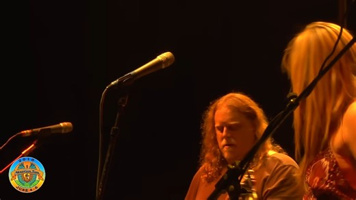 Gov't Mule - "Gold Dust Woman" ft. Grace Potter - Mountain Jam VI - 6/4/10 | Top Hat Crew's "Live Music Archives"