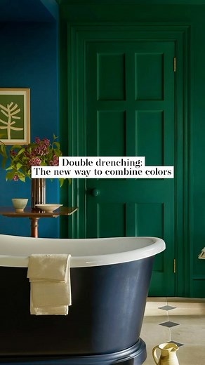 29K views · 50 reactions | Double drenching is the art of washing two colors across your walls, ceiling, and woodwork. Creating a cocooning feel, the key is to confidently combine colors that you might not typically place together in a singular scheme. What colors would you try? . #homesandgardens #doubledrenching #color | Homes & Gardens Magazine | Facebook