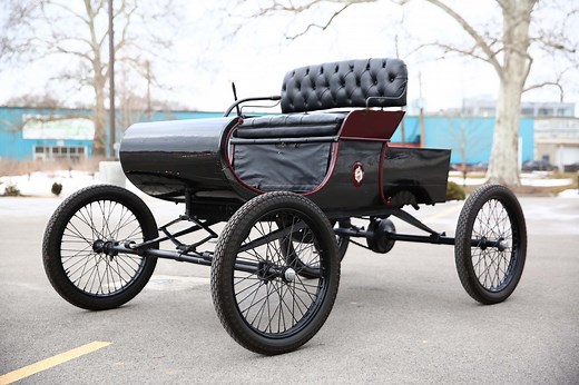 1902 Oldsmobile Curved Dash