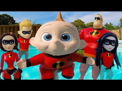 Incredibles Family Back to School Supplies for Baby Jack Jack at Toy Hotel | Episode 4