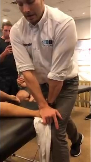 Treating ankle pain with Osteopath Giles Gyer. Want clean set-ups, safe delivery, and clinic-ready progressions? Upskill with our online learning platform or book our Osteopathic Mobilisation training. Open to ALL manual therapists. 🔗 Online learning: https://online.omttraining.co.uk #Osteopathy #ManualTherapy #ribpain #breathingexercises #JointMobilisation #chiro #osteopath #sportsmassage #manualtherapy | OMT Training