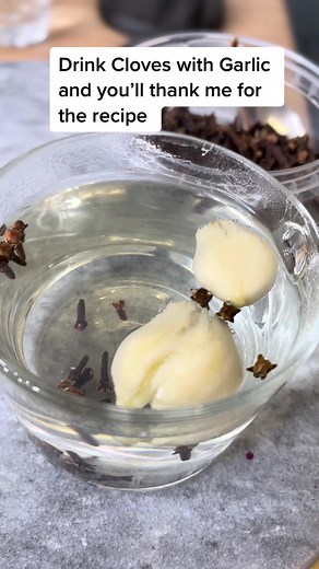 Benefits of Drinking Cloves with Garlic