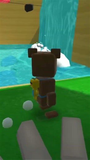 The fish 🐟 doesn’t touch to be #roblox #minecraft #bear #fish #shortvideo #funny #viral