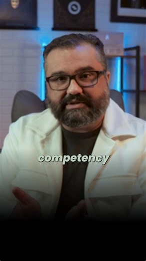 Trust is built with empathy and clarity. Empathy says, “I see you.” Competency says, “I can help.” But great coaching isn’t about saying, “This worked for me.” It’s about listening for what hurts and offering simple, clear options that move someone closer to their goal. Not overwhelm. Not ego. Just guidance: 1️⃣ Try this 2️⃣ Or this 3️⃣ Or this That’s how you serve without stealing the spotlight. That’s how you guide without becoming the HERO; they need to be their own HERO. 🧭 Comment GUIDE ME 