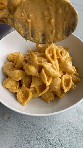 This Creamy Pumpkin Pasta recipe is so incredibly easy to make and absolutely perfect for autumnal comfort food! It’s cheesy and creamy and absolutely delicious- I can’t wait for you to try it! Ingredients 1 pound pasta of choice 1/4 cup olive oil 2 cloves of garlic, minced 1 small shallot, diced 2/3 cup of pumpkin puree 2 tablespoons of vodka (optional)* 1 cup of heavy cream (see note below for a vegan version!) 1 teaspoon of red pepper flakes 2 tablespoons of butter 1/2 cup parmesan Salt peppe