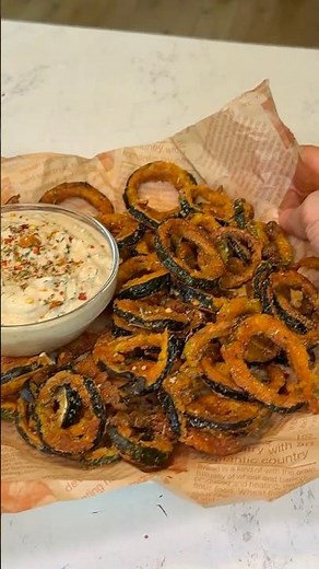 I Tried The Viral Crispy Zucchini Rings