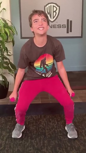 Staying Fit During COVID-19 with Elias Harger & Rose Harbenberger | Fuller House