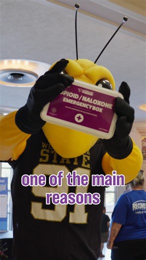 Teaching the youth about the risks of actions they may take, and what to do in the worst-case scenario, is why programs like Campus Surge through Mobilize Recovery are so important. Whether it will save their own life or the life of a friend, it is key that we educate students about the dangers they may face. #FindThePurpleBox #DII #OverdosePrevention #CampusSafety #PublicHealth #HarmReduction | WV Drug Intervention Institute, Inc.