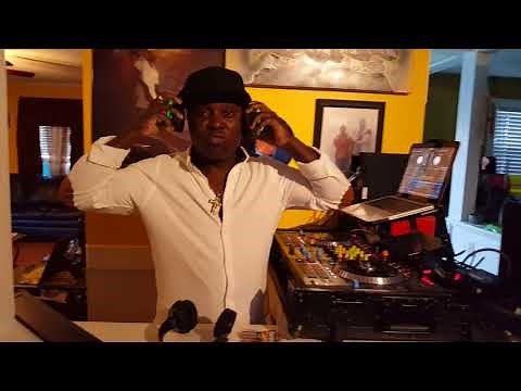 How silent disco works